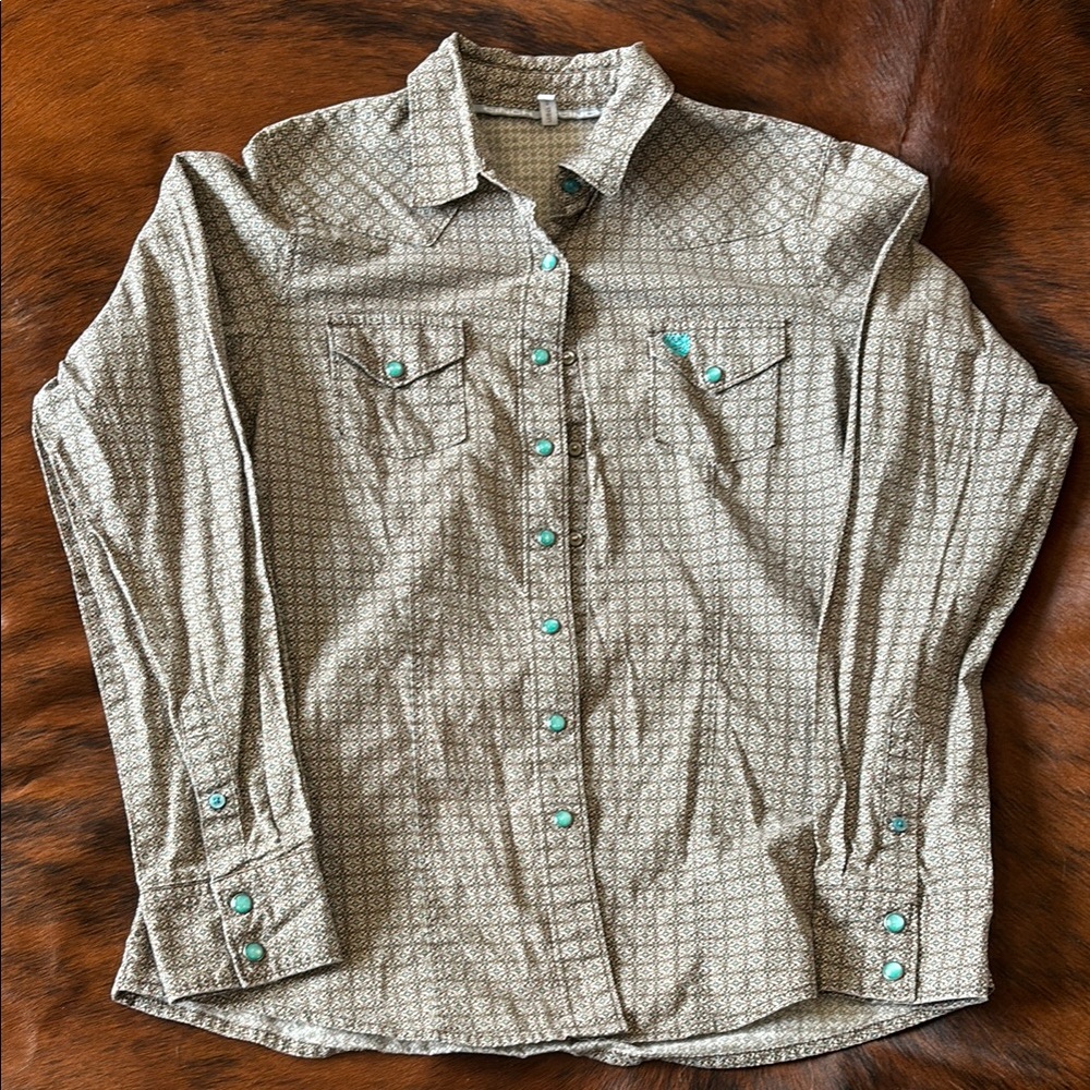 💙🤎Women’s Cinch Button Up 🤎💙